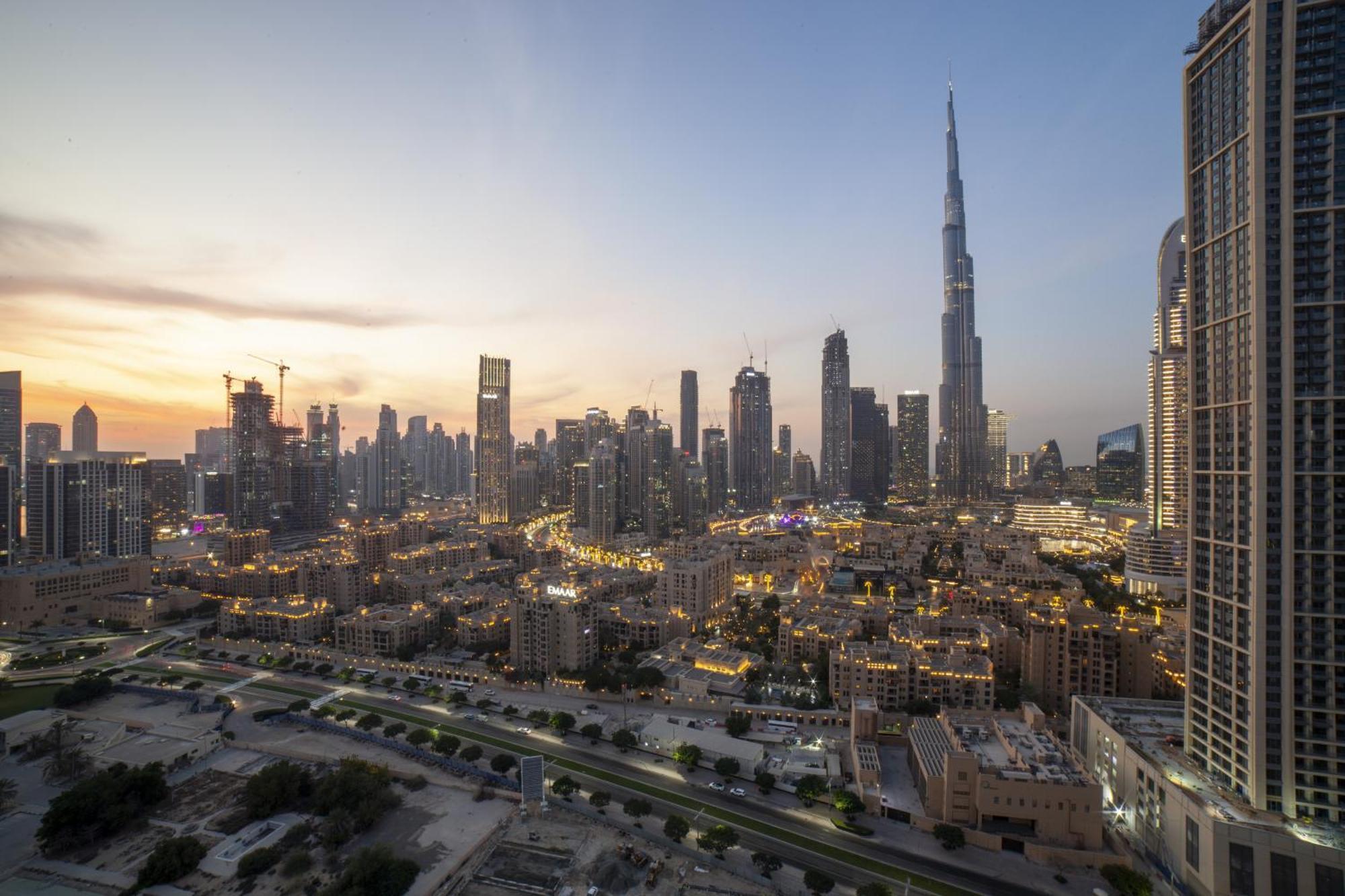 Upgraded Apartment With Stunning Burj Khalifa View Dubai Bagian luar foto