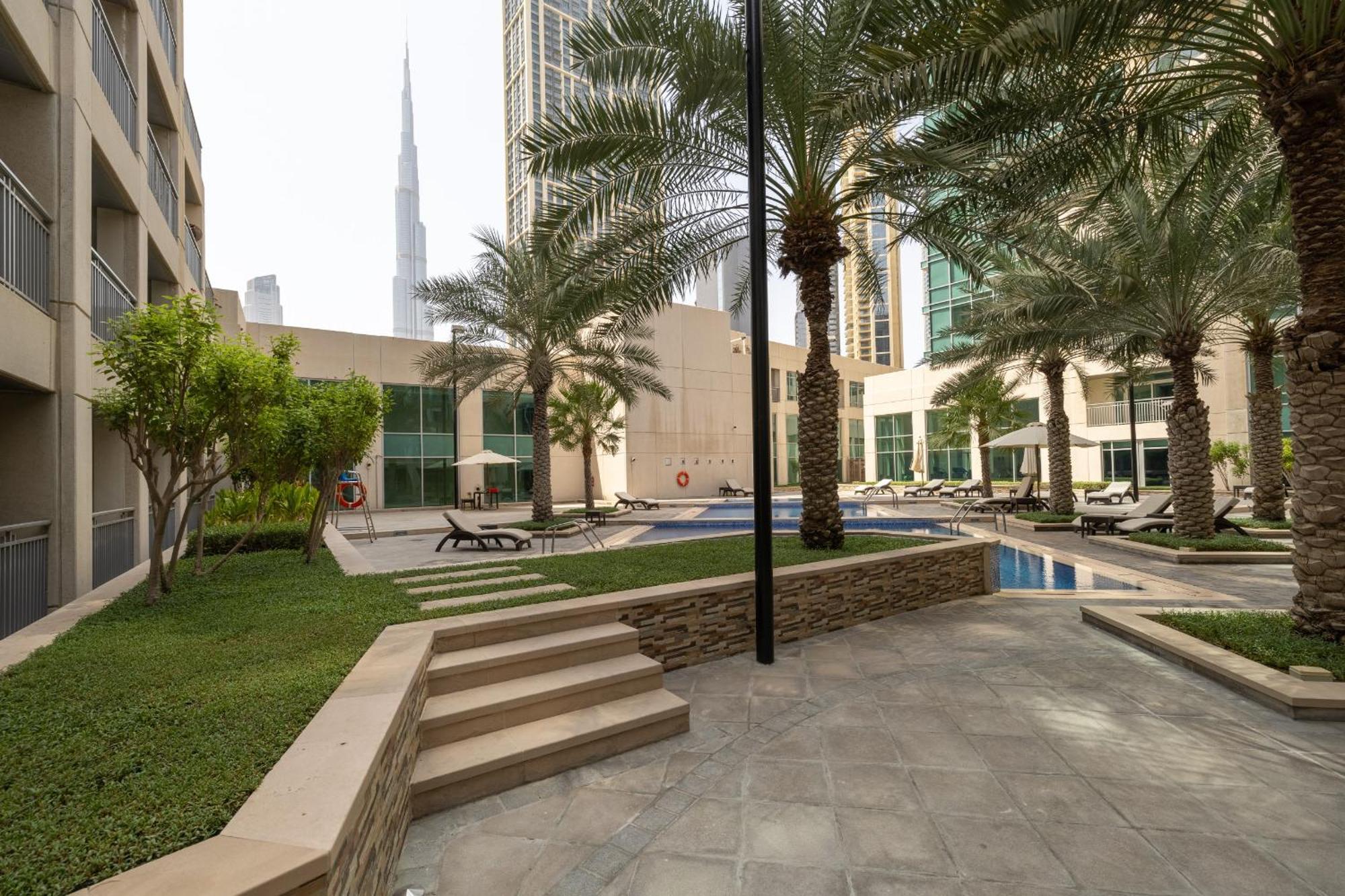 Upgraded Apartment With Stunning Burj Khalifa View Dubai Bagian luar foto