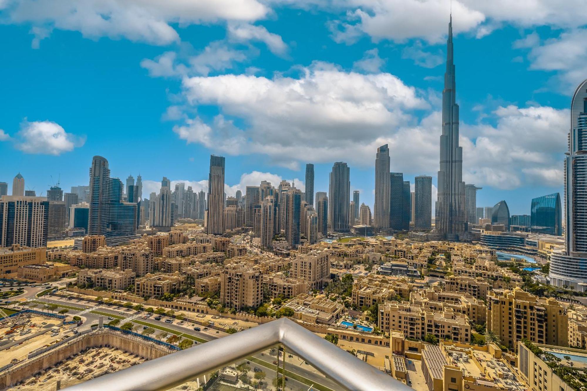 Upgraded Apartment With Stunning Burj Khalifa View Dubai Bagian luar foto