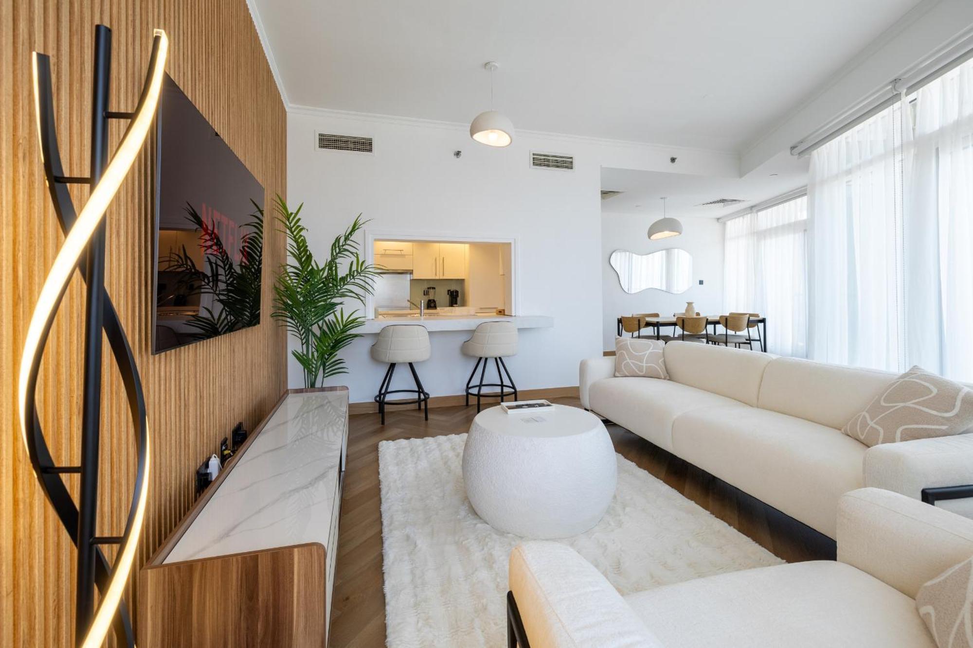 Upgraded Apartment With Stunning Burj Khalifa View Dubai Bagian luar foto